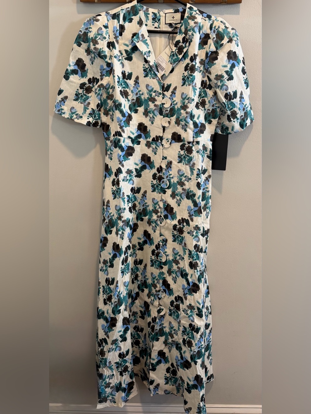 Tuckernuck Blue Blooms Midi Dress Size Medium 100% Linen Floral Summer
